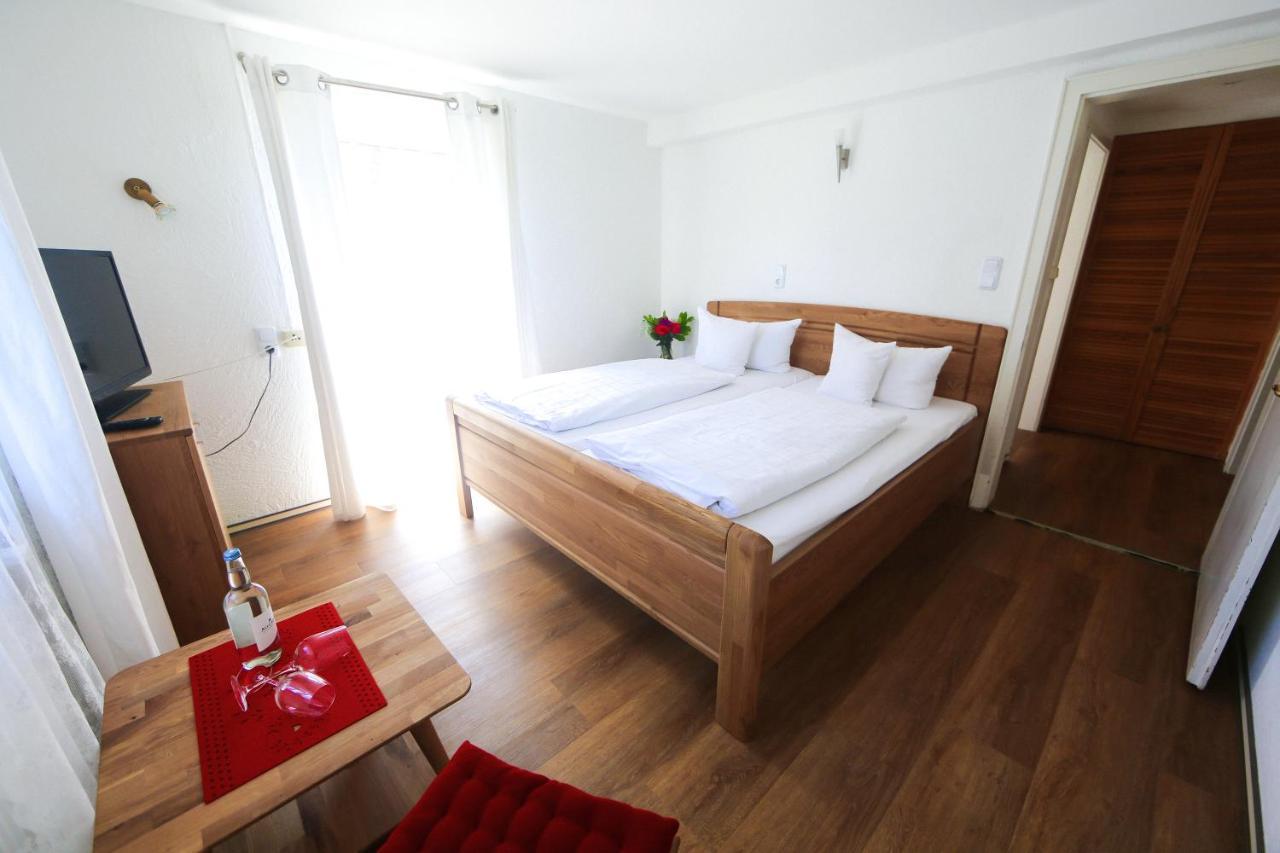 אובריוך Hotel Schonblick מראה חיצוני תמונה